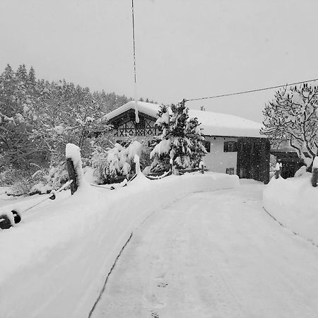 Вилла Landsitz Rocky Docky Niedersonthofen Экстерьер фото